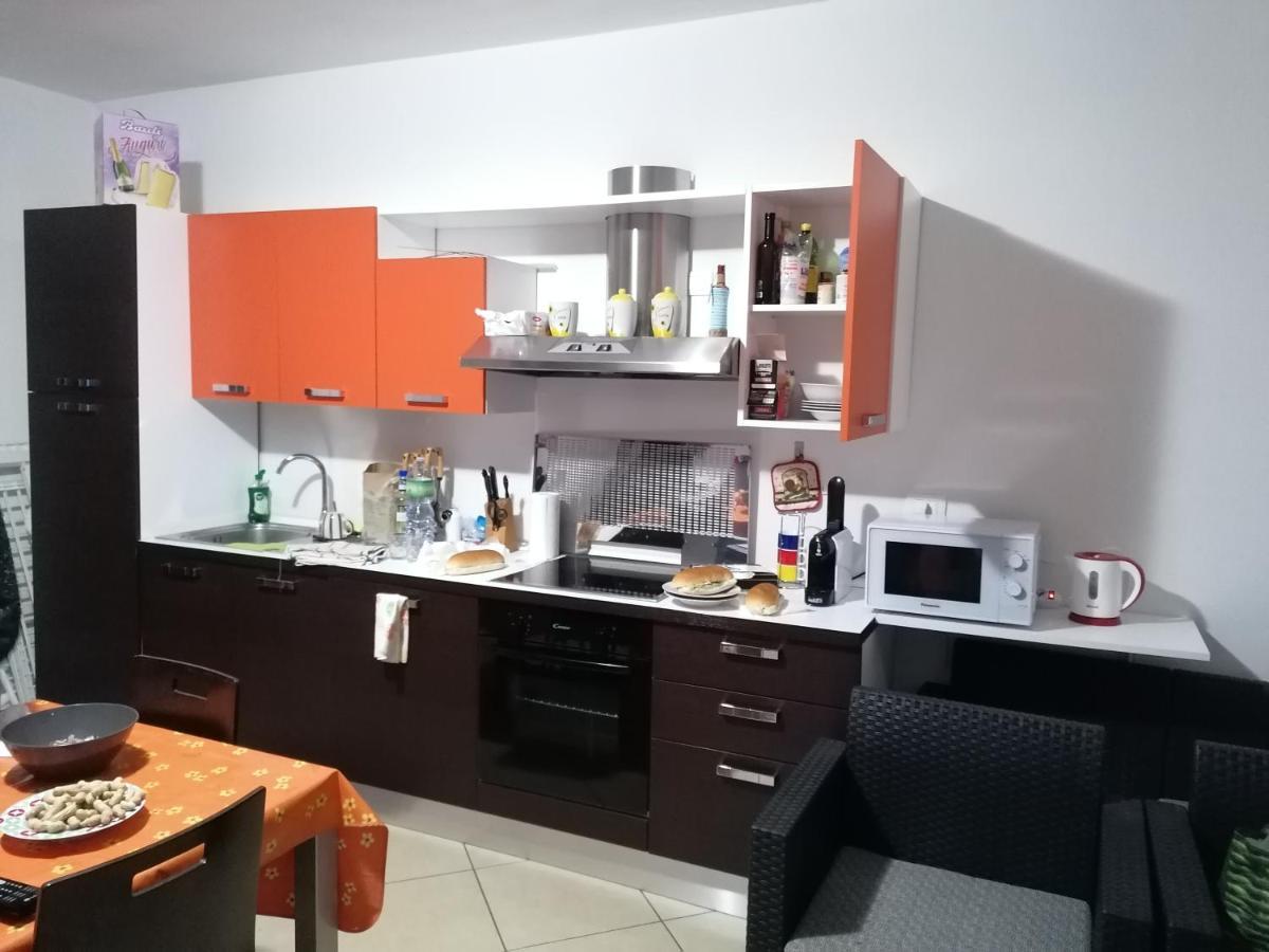 Appartamento Dentro Babai Village แตร์เตนิอา ภายนอก รูปภาพ