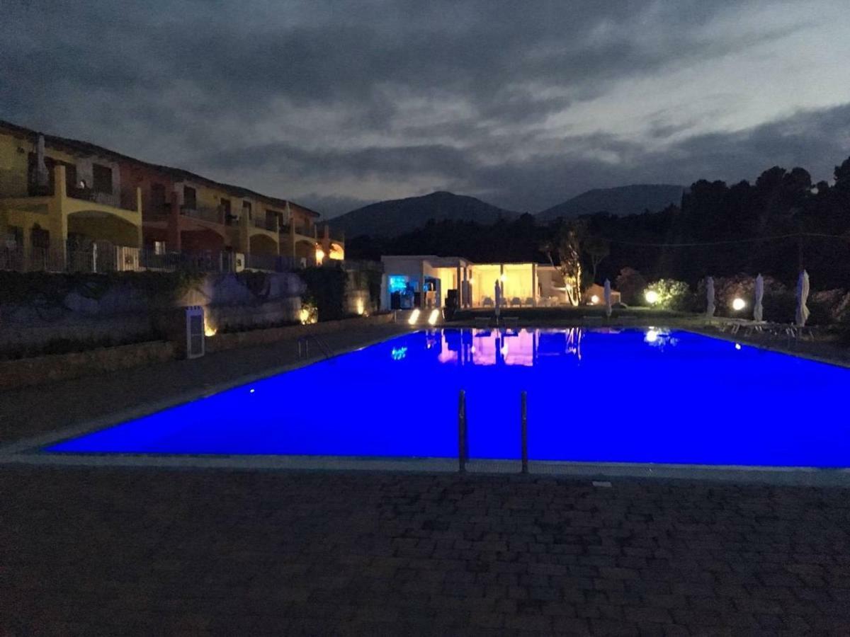 Appartamento Dentro Babai Village แตร์เตนิอา ภายนอก รูปภาพ
