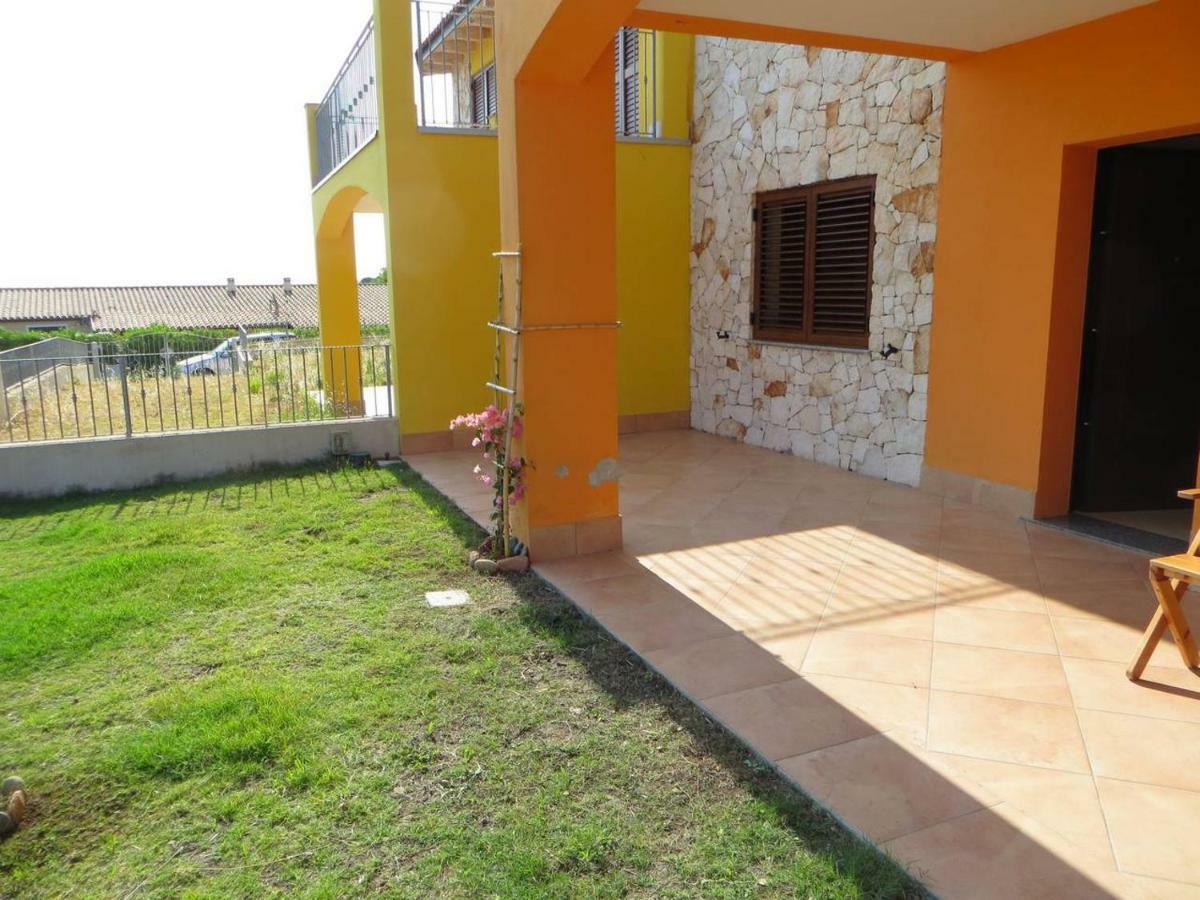 Appartamento Dentro Babai Village แตร์เตนิอา ภายนอก รูปภาพ